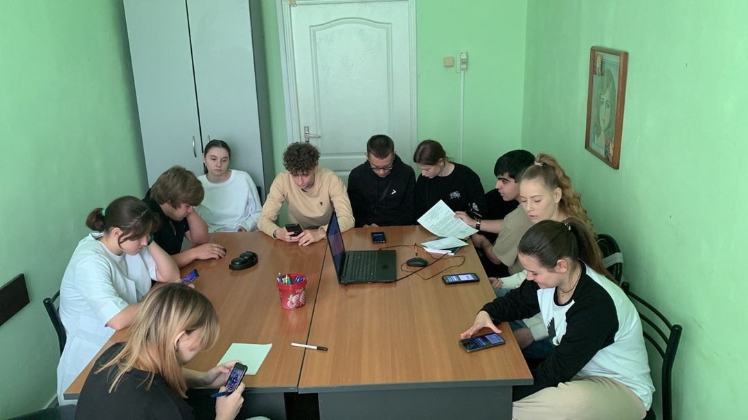 Студенты РГСУ из Анапы приняли участие в самой массовой исторической онлайн-игре «1418»!
